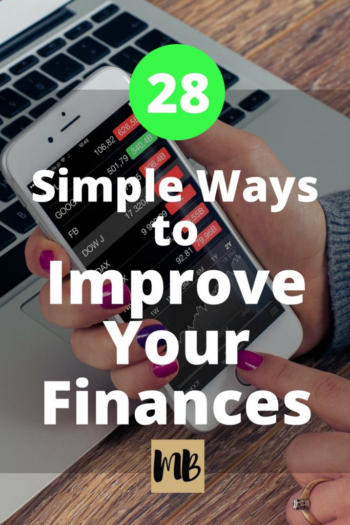 28 Simple Ways to Improve Your Finances This Year | #personalfinance #savingmoney #moneymanagement #getoutofdebt