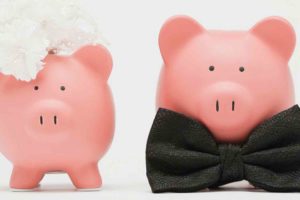 couples-manage-finances
