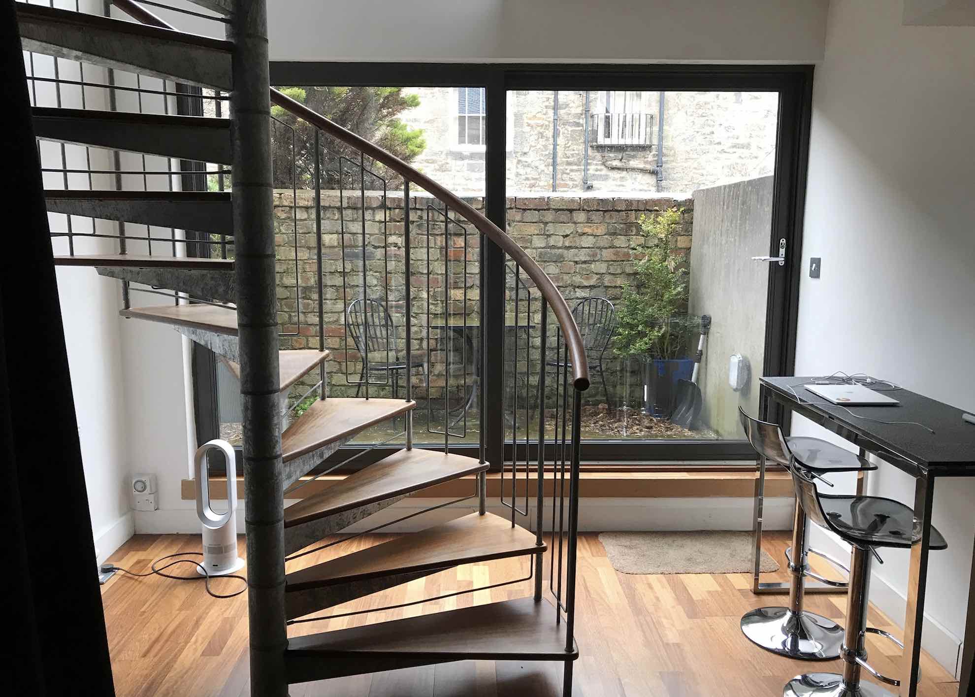 airbnb-review-edinburgh