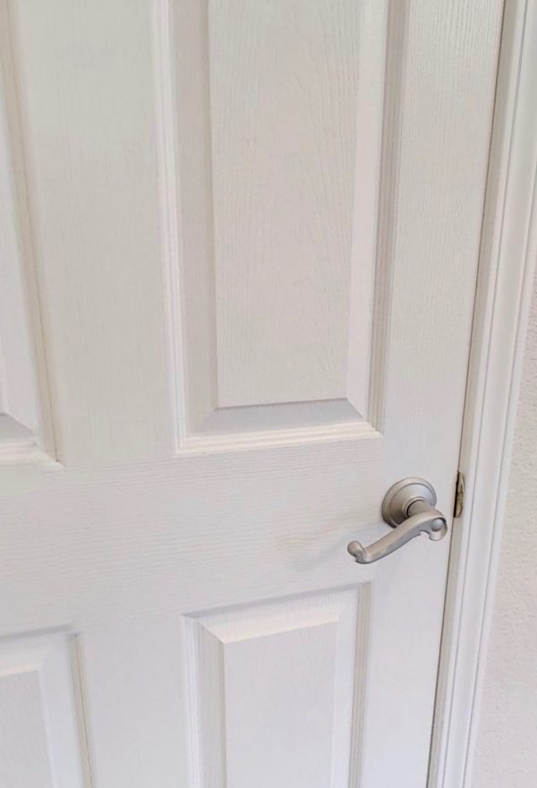 How to Spray Paint Brass Door Handles for under 30 (DIY)