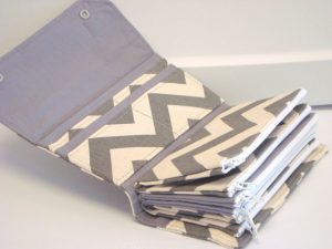 cash-envelope-zippered-fabric-chevron