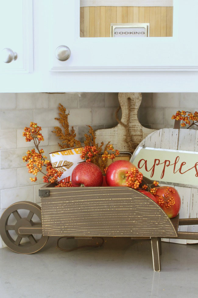 Fall Kitchen Decor Ideas - Clean and Scentsible