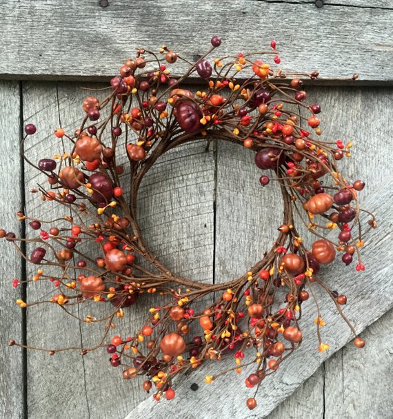 11 Cheap Fall Wreaths for Your Front Door