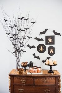 DIY halloween centerpiece bat